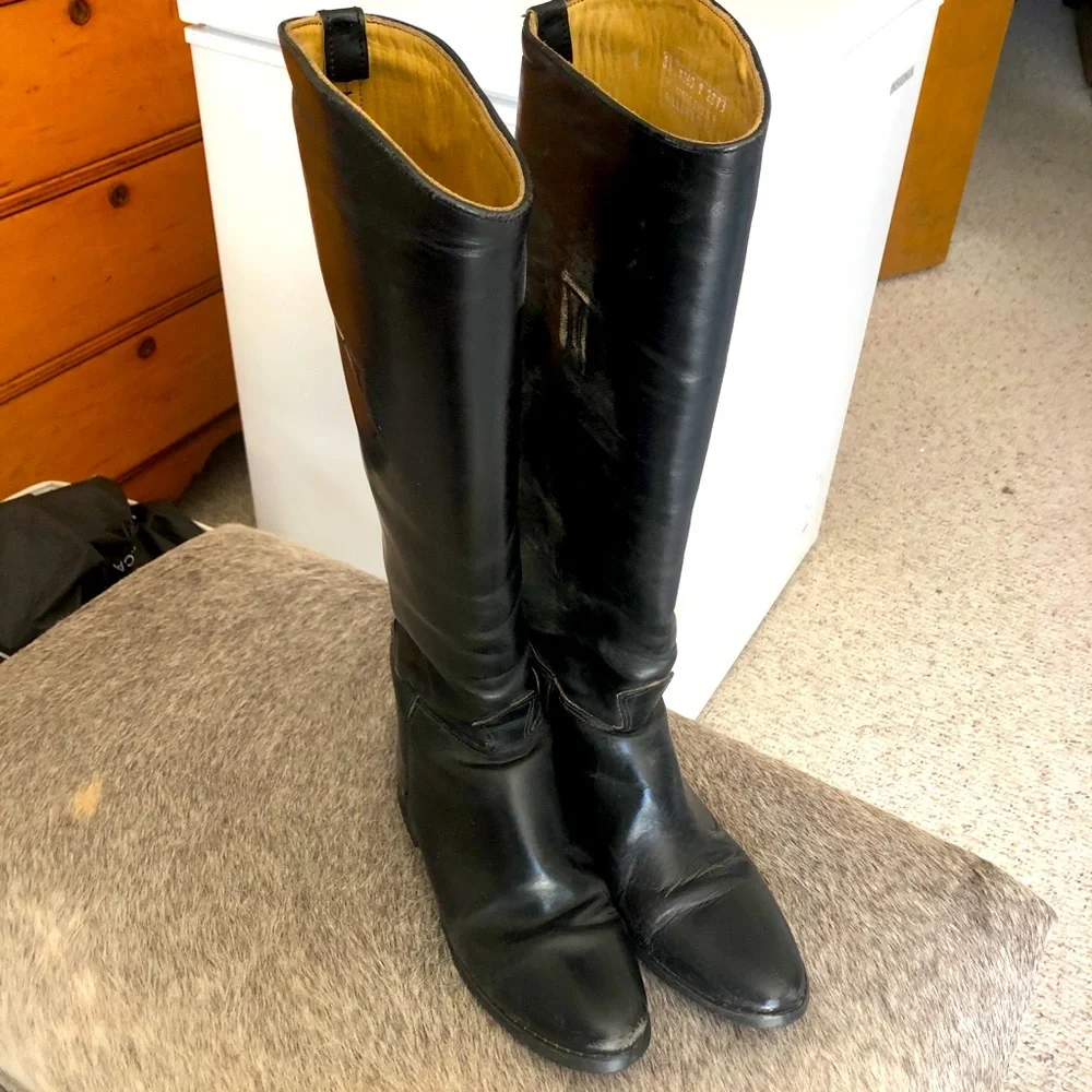 Equestrian black leather riding boots size 8 - Picture 1 of 11